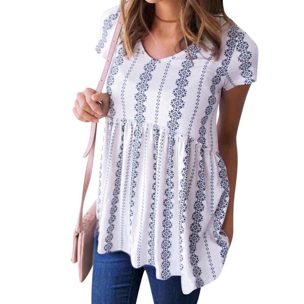 Blue & White Patterned Top